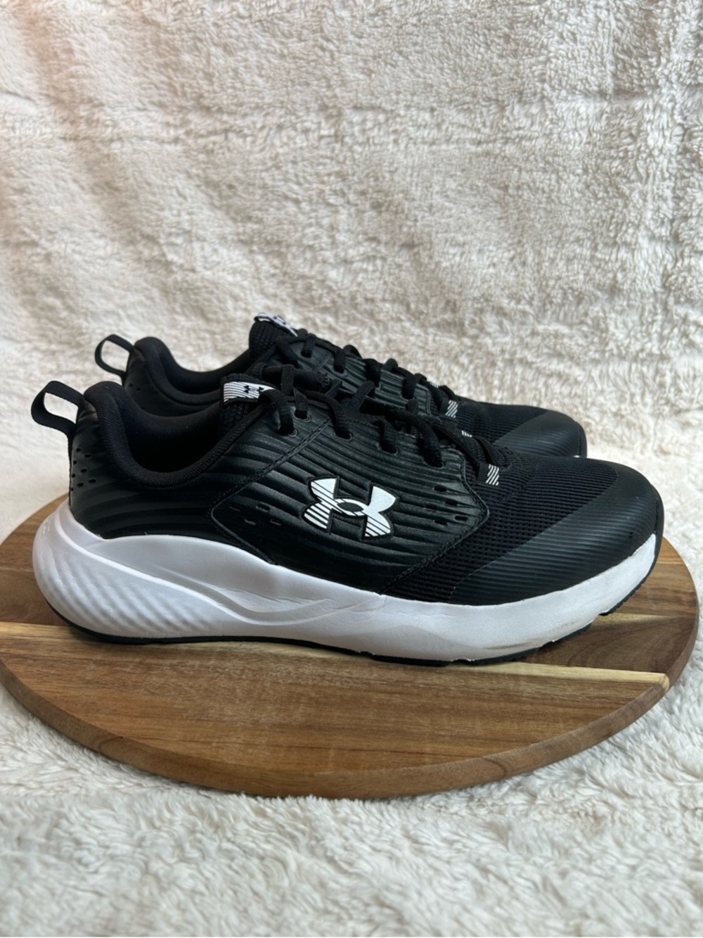 Under Armour Charged Commit 4 4E Wide Black White Mesh Sneakers Mens Sz 10